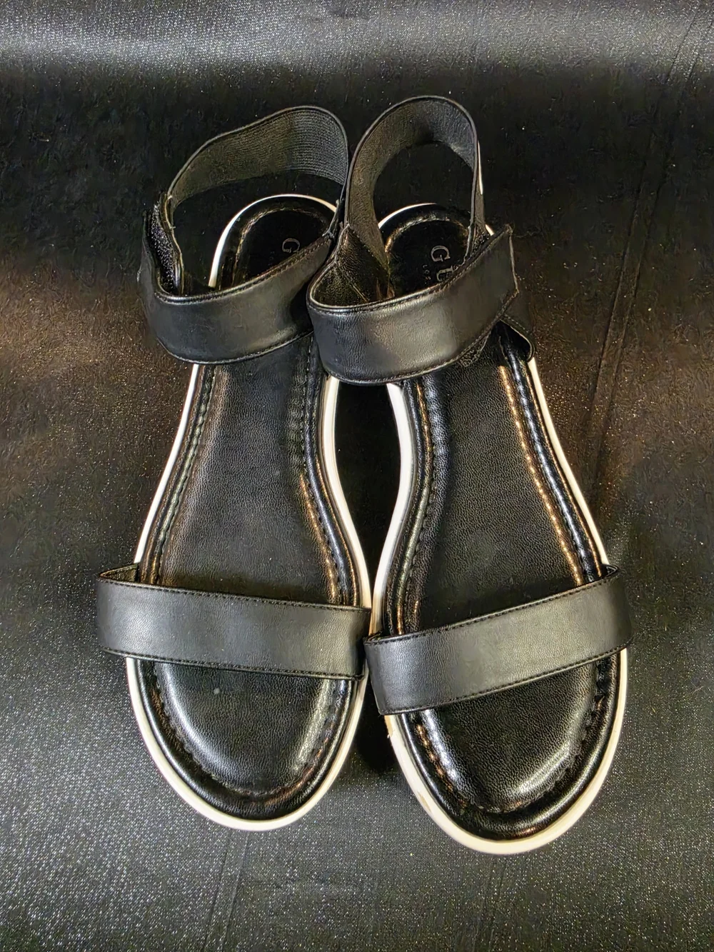 Guess Los Angeles Women's Black Platform Sandals Size 8M Hook & Loop Sandal